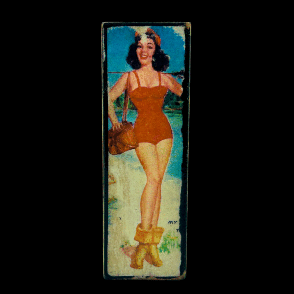 Pinup Girl Magnet